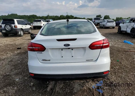 2016 Ford Focus S from USA, damaged, VIN 1FADP3E27GL261858